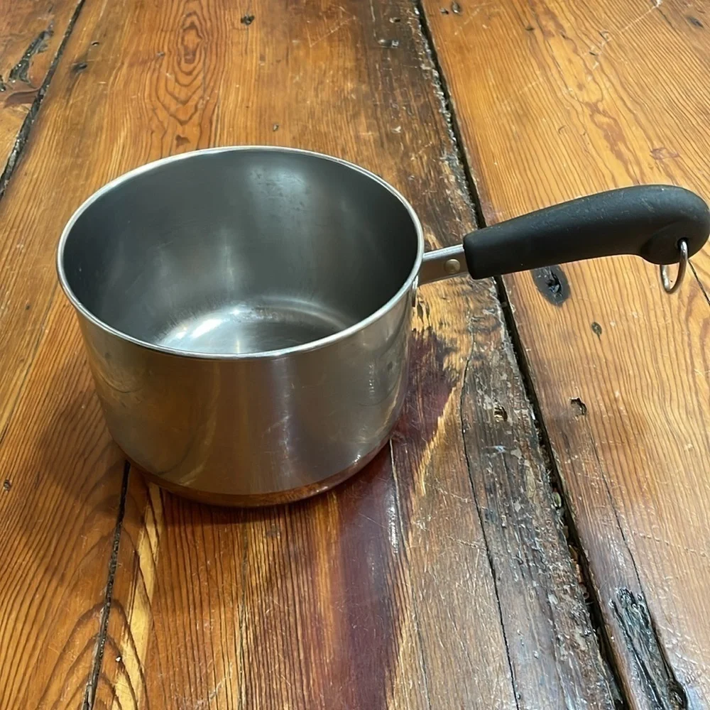 Revere Ware 2 Quart Saucepan No Lid Stainless Steel Copper Bottom Black Handle